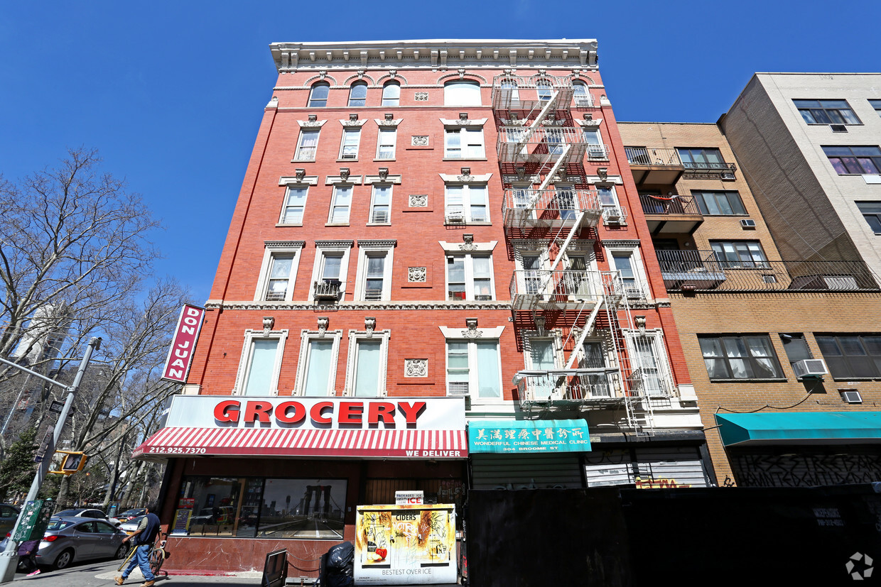 Foto del edificio - 110-116 Forsyth St