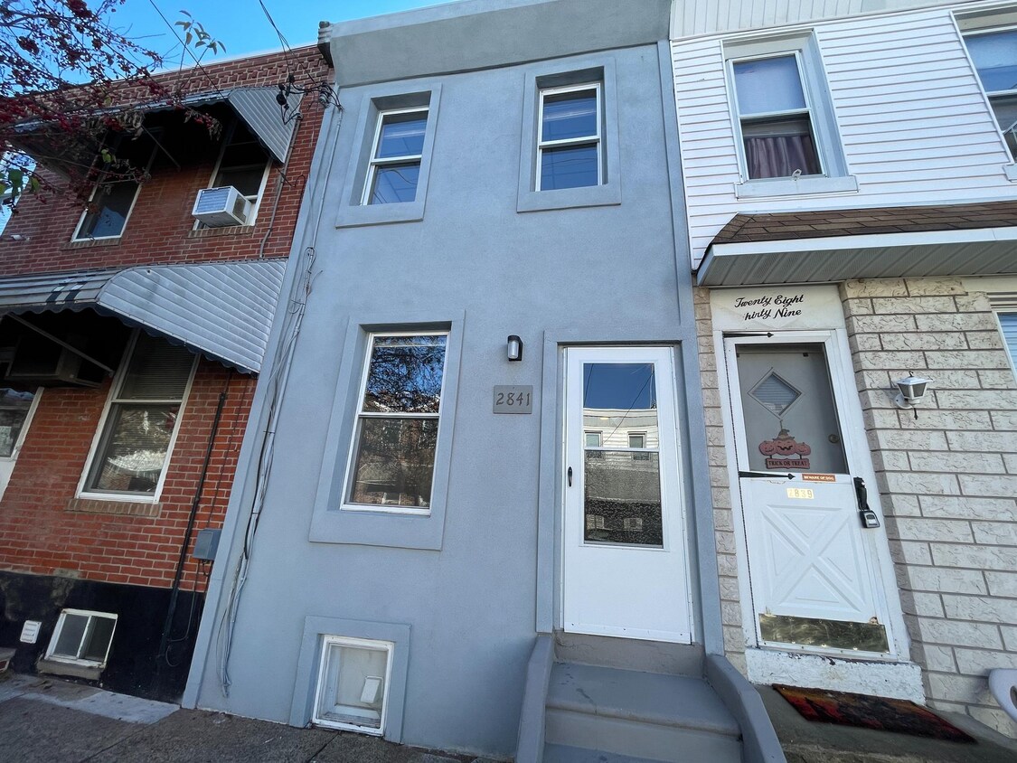 Foto principal - 2841 Almond St