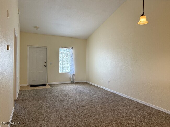 Foto del edificio - 8546 Bernwood Cove Loop