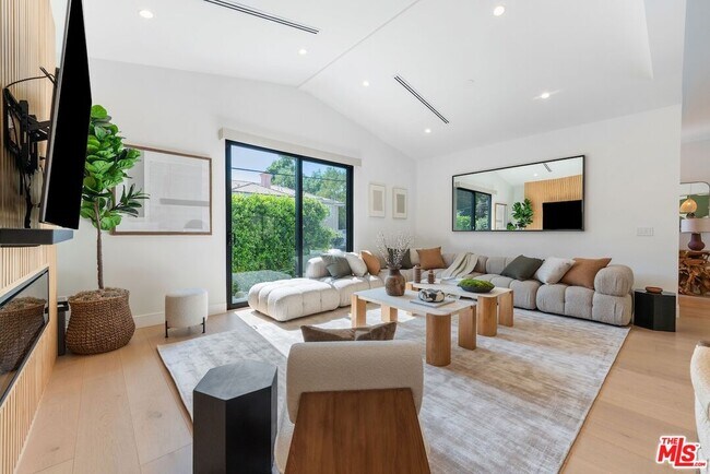 Building Photo - 20226 Lorenzana Dr