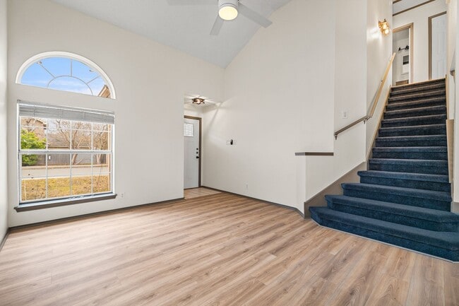 Foto del edificio - 6931 Quail Branch