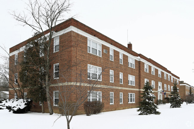 Foto del edificio - Van Aken Court