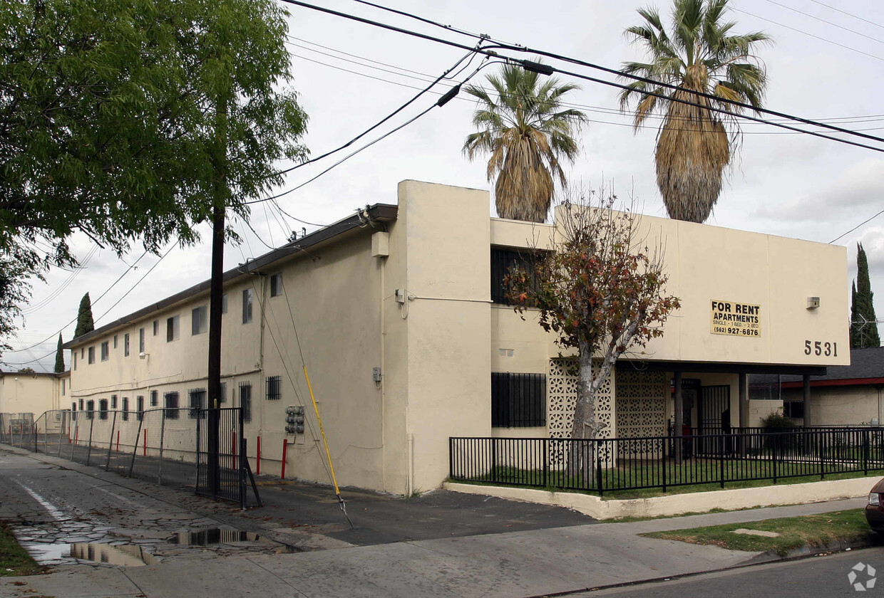 Building Photo - 5531 Gotham St
