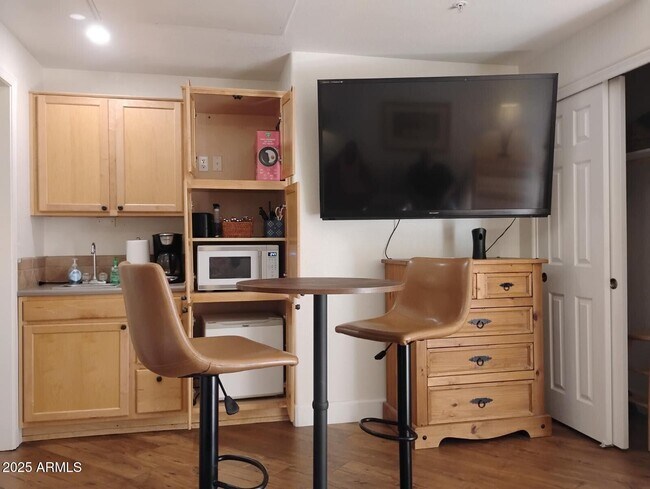 Foto del edificio - 16545 E Gunsight Dr