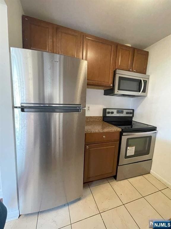 Building Photo - 224B Washington B