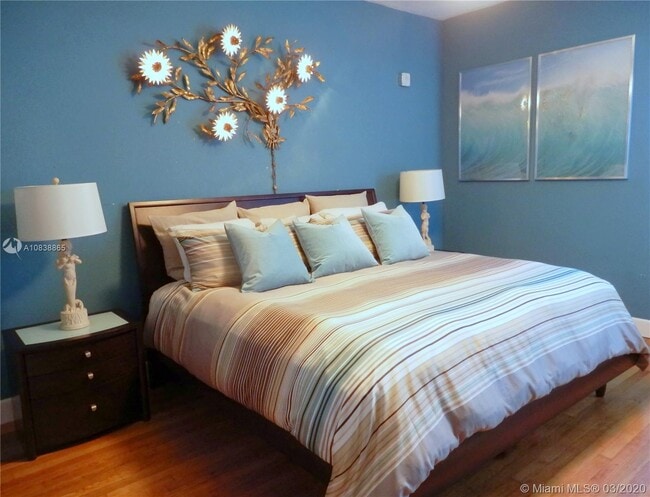 Building Photo - 326  Harrison St 101A Hollywood Fl 33019