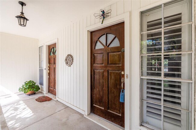Building Photo - 869 Wax Myrtle Ln