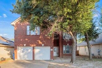 Building Photo - 17901 Madden Dr