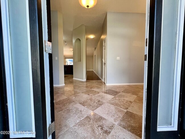 Foto del edificio - 1585 E Windy Willow Dr