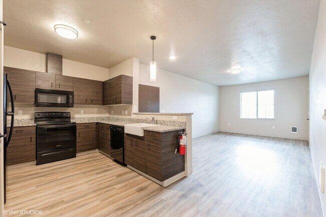 Foto del edificio - 1 bedroom, 1 bath Apartment