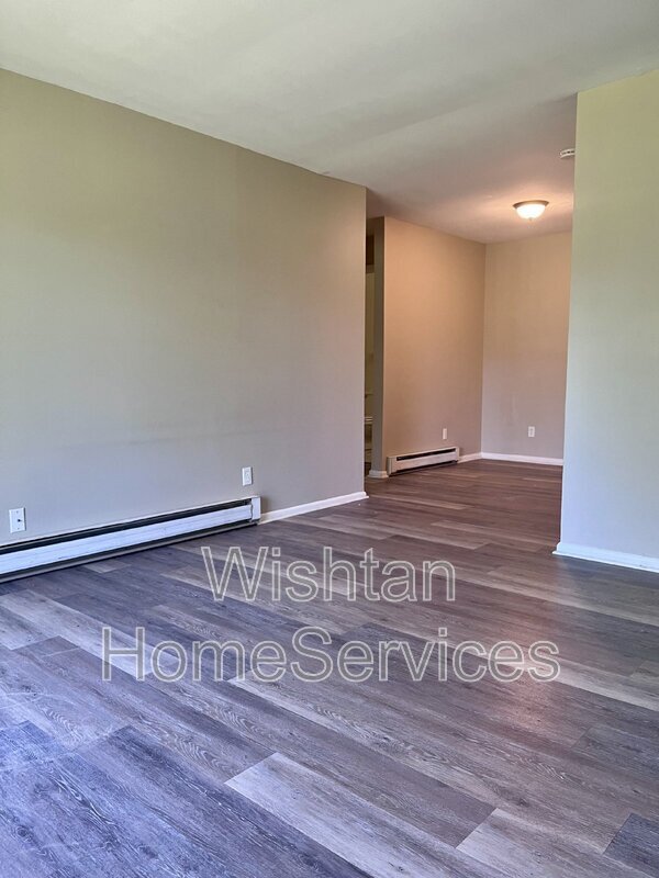 Foto del edificio - 220 Charleston Blvd