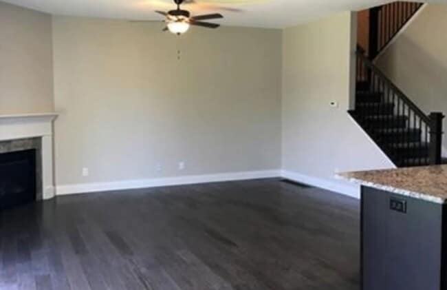 Foto del edificio - 1518 Greyrock Ln