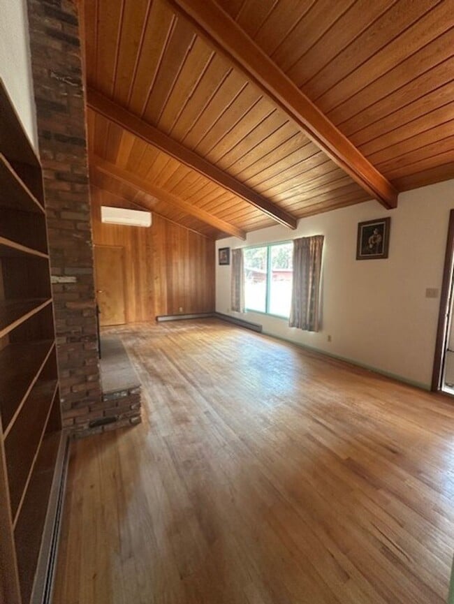 Foto del edificio - 3 bedroom 2 bath in Country Setting