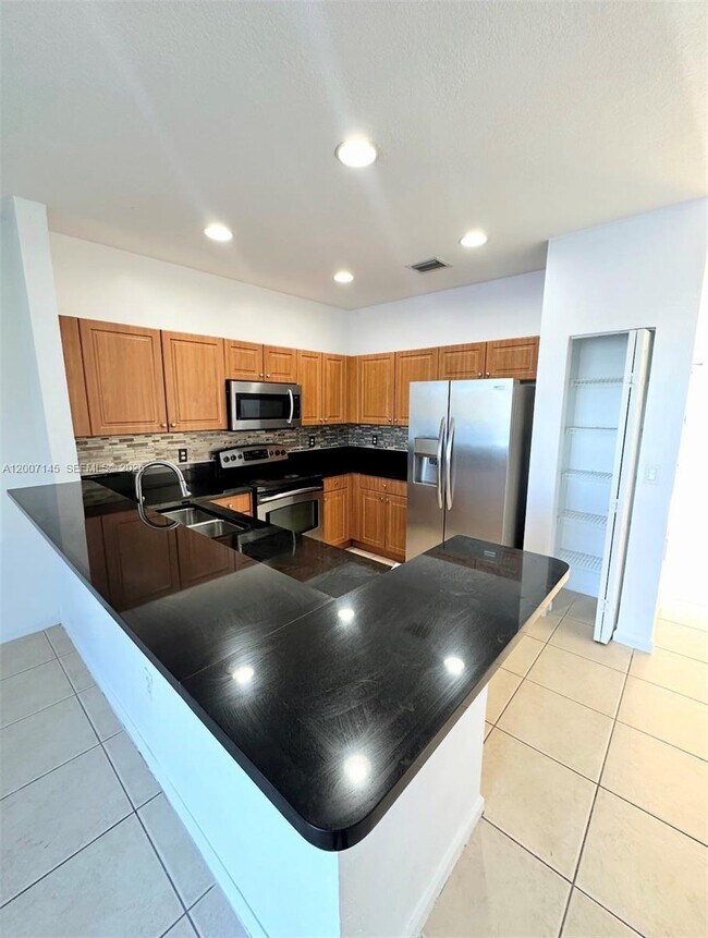 Foto del edificio - 2641 SW 83rd Ave