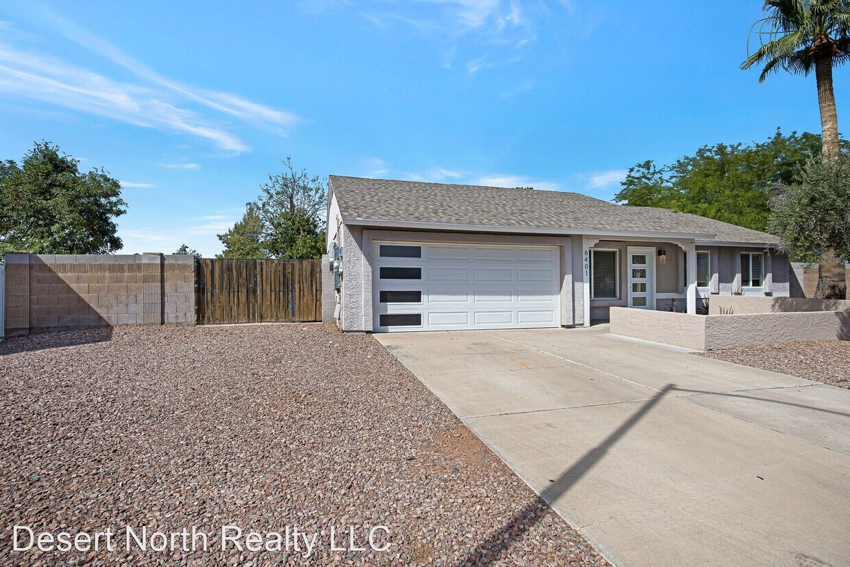 Primary Photo - 3 br, 2 bath House - 6401 E Juniper Avenue