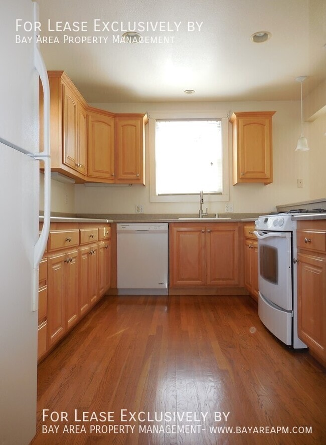 Building Photo - 430 Miller Ave