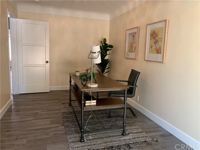 Building Photo - 2837 Henrietta Ave