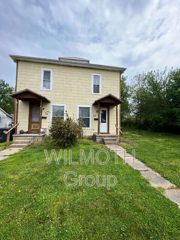 Building Photo - 730 W 9th St