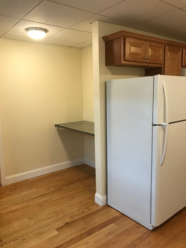 Photo - 805-807 Merrimack Street Apartment