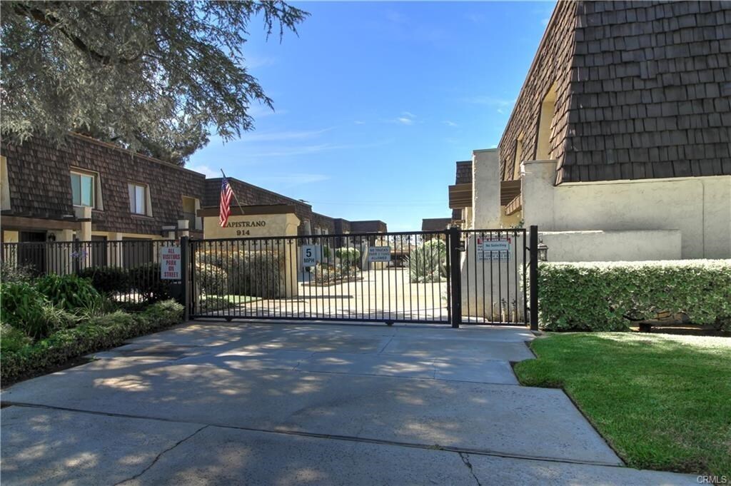 Foto principal - 914 Fairview Ave