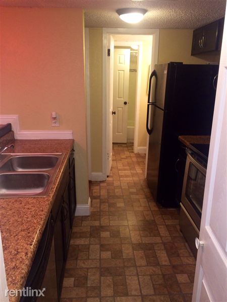 Building Photo - 4621 Country Creek Dr
