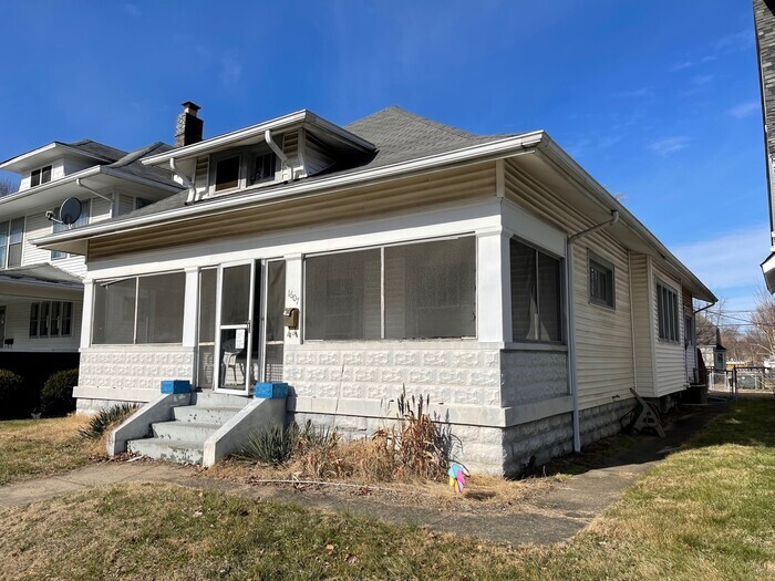 Primary Photo - 2BD/1BA Single Family Home