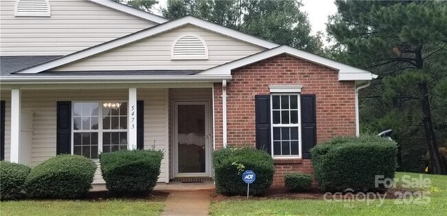 Foto del edificio - 5473 Harris Cove Dr