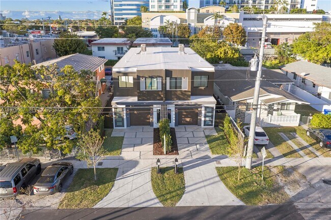 Foto del edificio - 3187 SW 23rd St