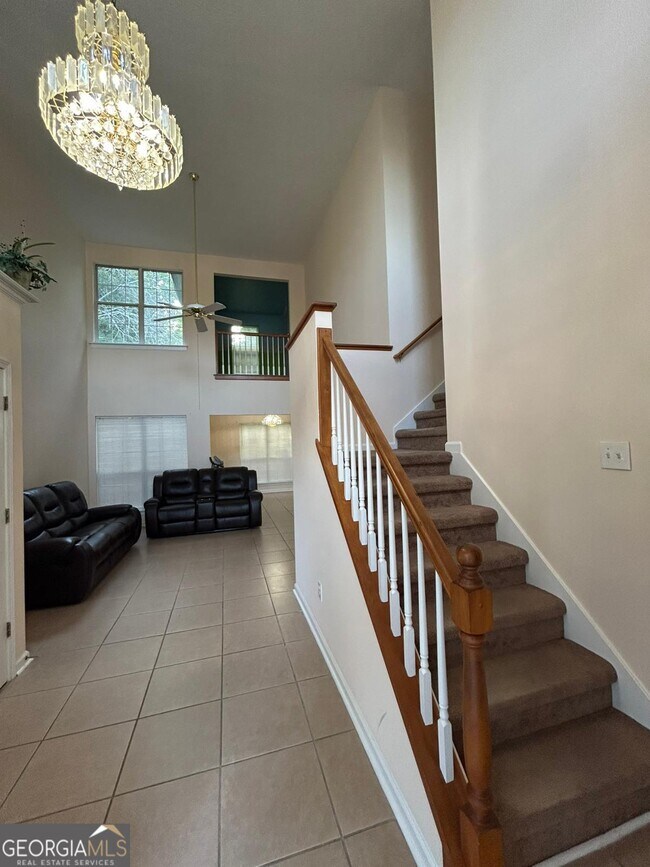 Foto del edificio - 5335 Lakebrooke Run