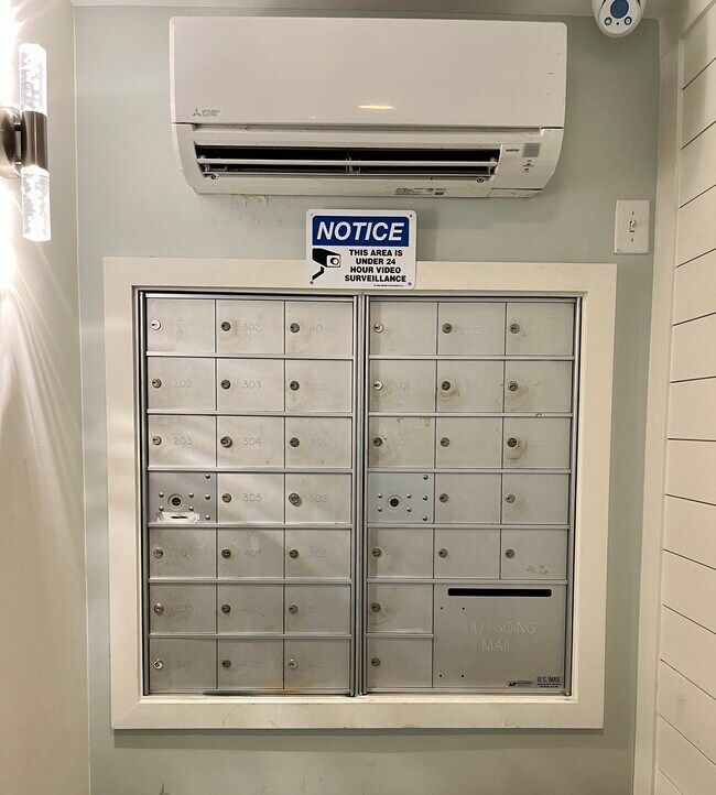 Mail center - 1126 1st St N