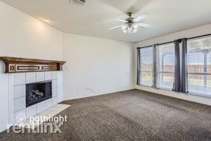Foto del edificio - 5 br, 3.5 bath House - 7902 Glenside Drive...