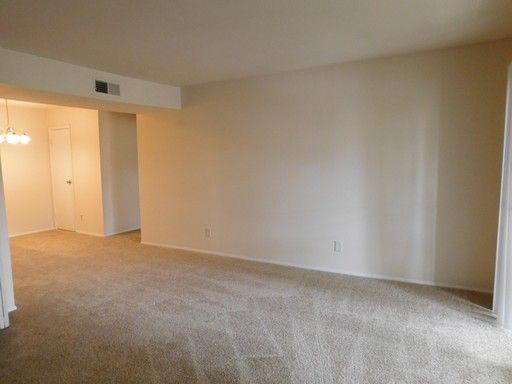 Foto del edificio - 2241 Sedgwick St
