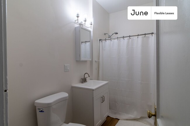 Building Photo - 61 Lithgow