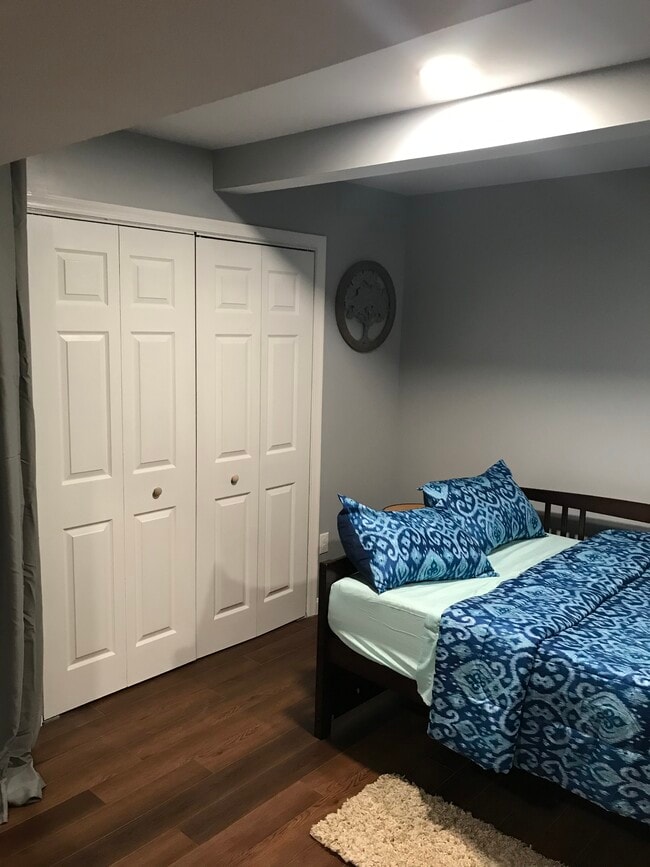 Closet - 72 Bay Hill Ln