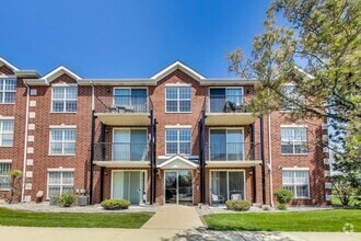 Building Photo - 16671 Liberty Cir