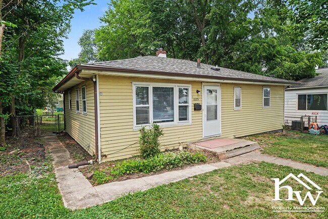 Foto del edificio - Three bedroom in Mishawaka