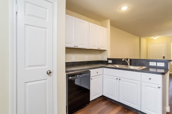 Foto del edificio - 8606 Chaletford Dr