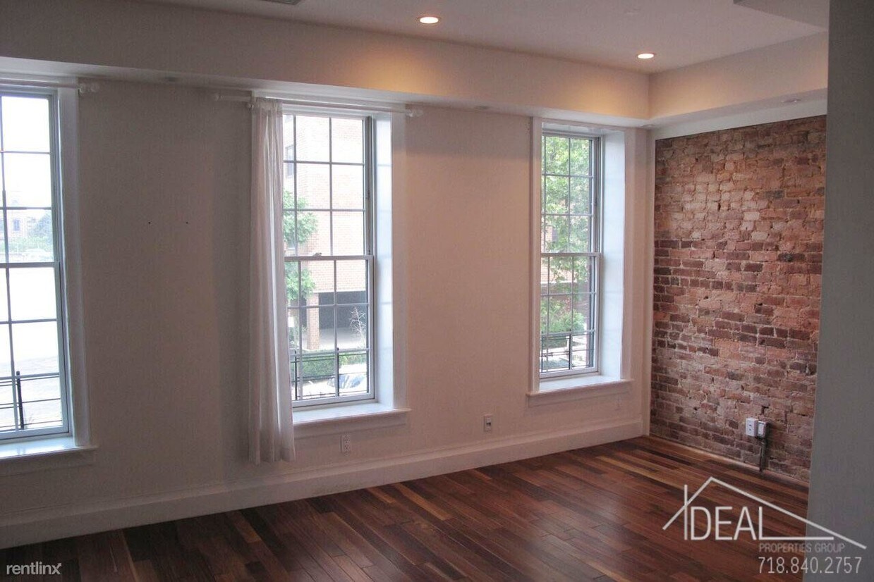 Foto principal - 338 10th St