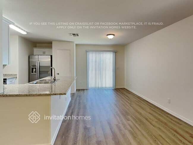 Foto del edificio - 7116 W Whyman Ave