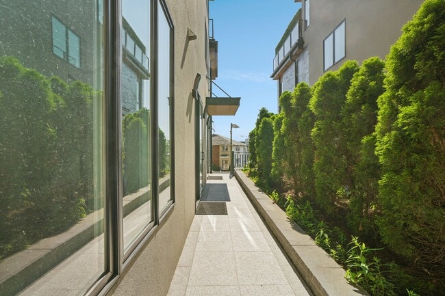 Photo - 714 Undercliff Ave Apartment