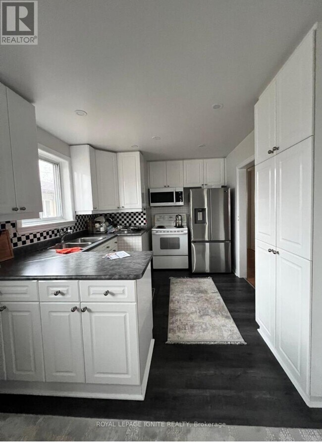 Photo du bâtiment - 21 Humheller Rd