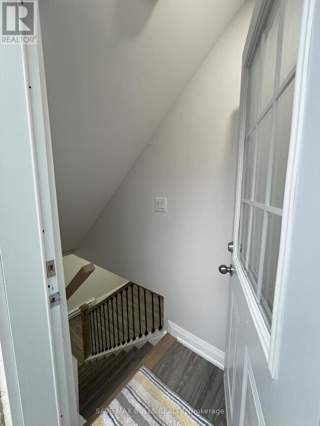 Photo du bâtiment - 15 Golden Gate Dr