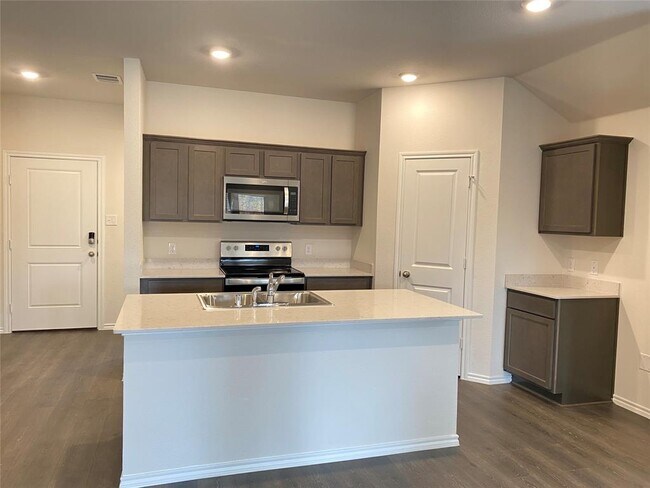 Foto del edificio - 3126 Channing Dr