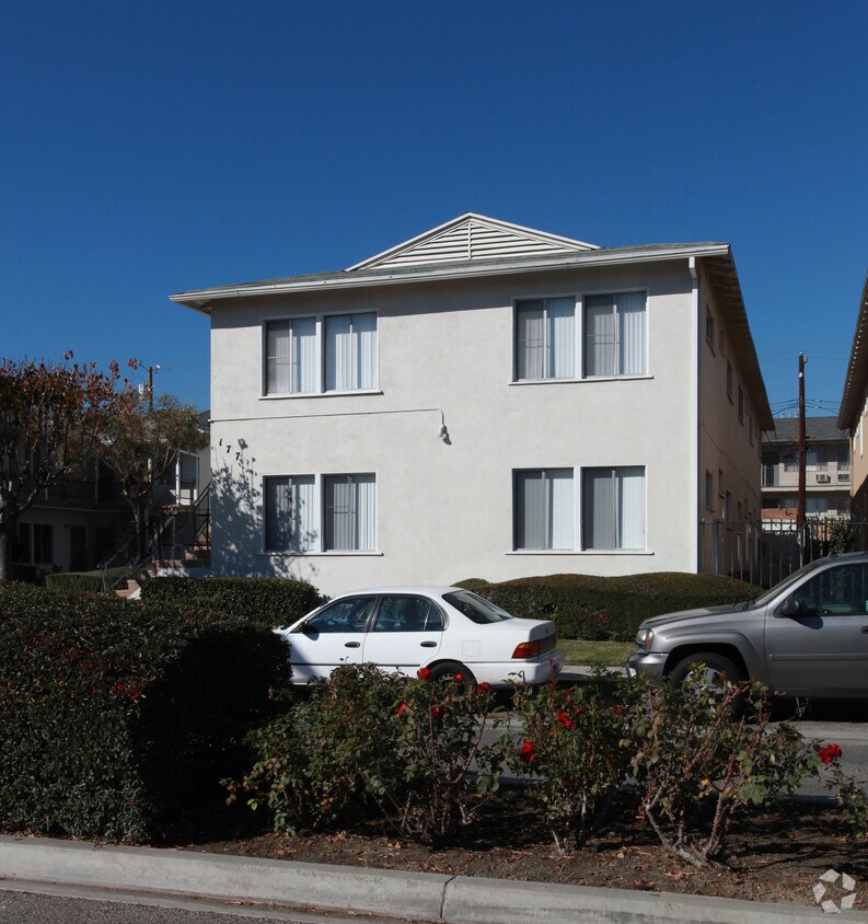Building Photo - 177 W Elmwood Ave