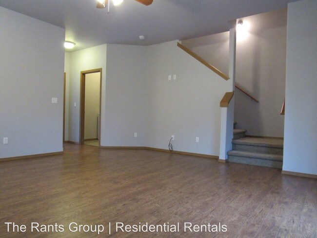Building Photo - 515 Firewillow St NW