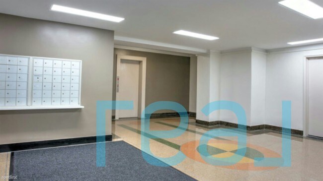 Foto del edificio - 938 Sheridan Ave