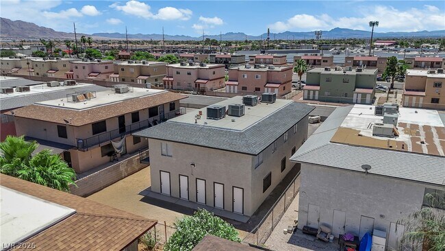 Foto del edificio - 3432 Aristos Ave