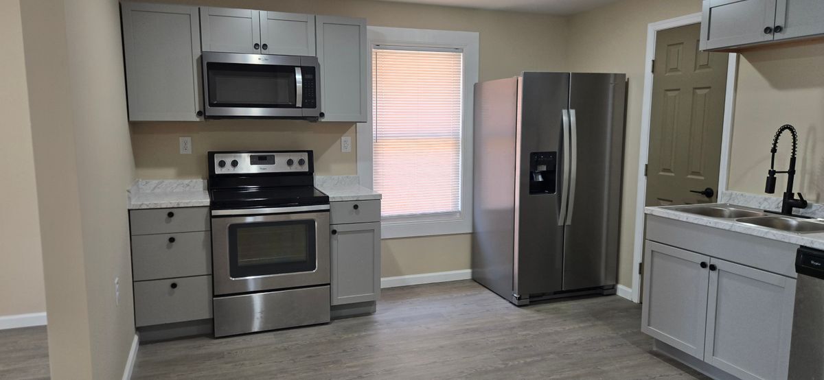 Foto del edificio - 26095 Shore Main Dr