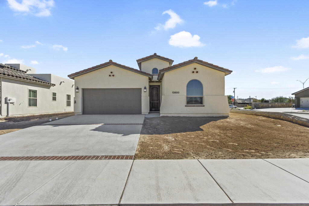 13800 Paseo De Plata Dr, Horizon City, TX 79928 House Rental in