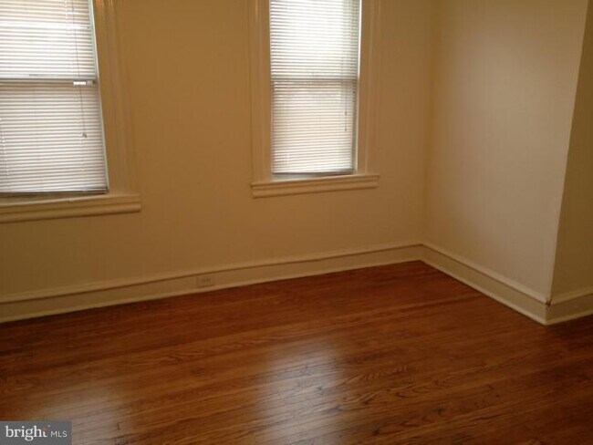 Foto del edificio - 2055 E Rittenhouse St